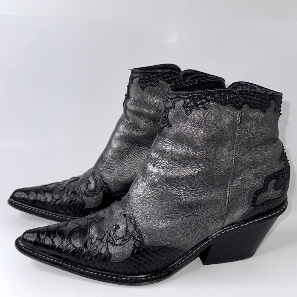 Donald Pliner Western Ankle Boots Leather & Snakeskin Women sz 10 Metallic Grey